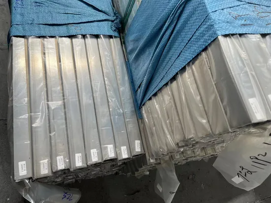 Stainless Steel Square Pipe JIS 201 304 304L 310 316L Shs Rectangular Inox Seamless Welded Customized Size Polished Finish Stainless Steel Tube 